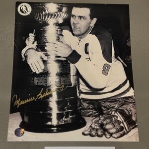 ROCKET RICHARD SIGNED 8 X 10 MINT